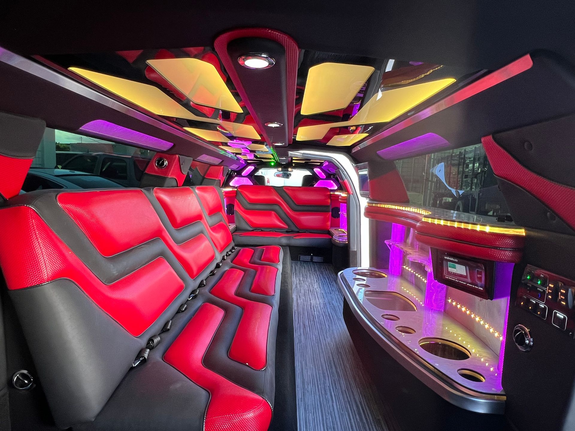 Chrysler 300 stretch limousine Basking Ridge New Jersey